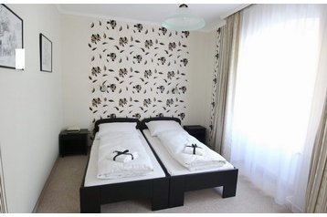 Ungārija Penzión Debrecēna / Debrecen, Eksterjers